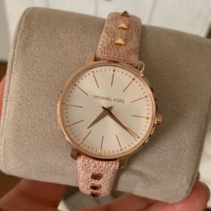 💞 new Mk watch